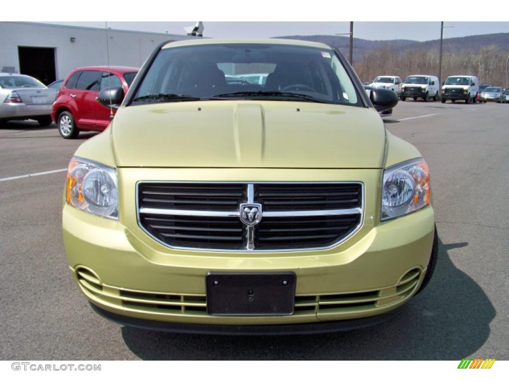 2010 Caliber SXT - Optic Green Metallic / Dark Slate Gray photo #2