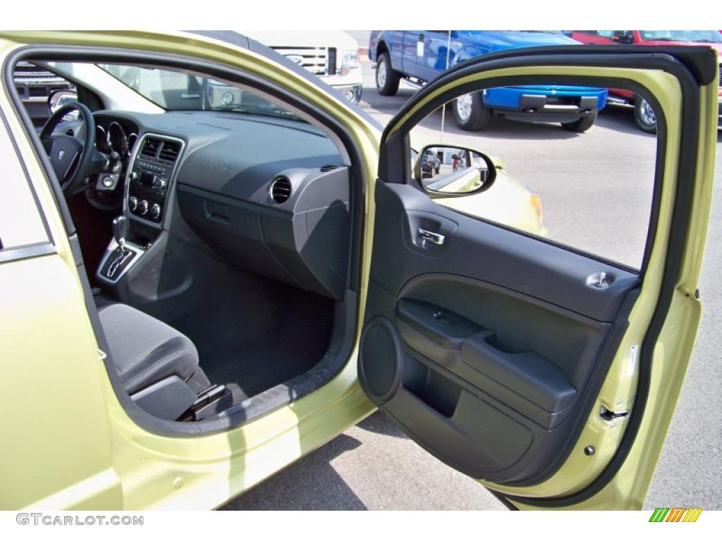 2010 Caliber SXT - Optic Green Metallic / Dark Slate Gray photo #18