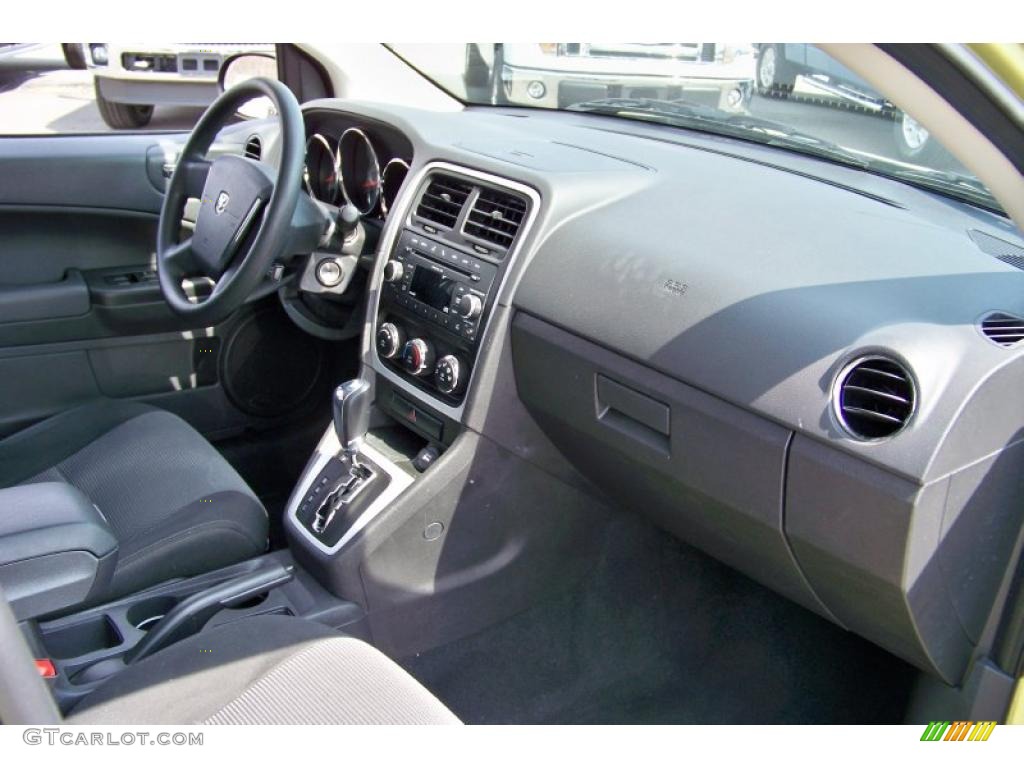 2010 Caliber SXT - Optic Green Metallic / Dark Slate Gray photo #20