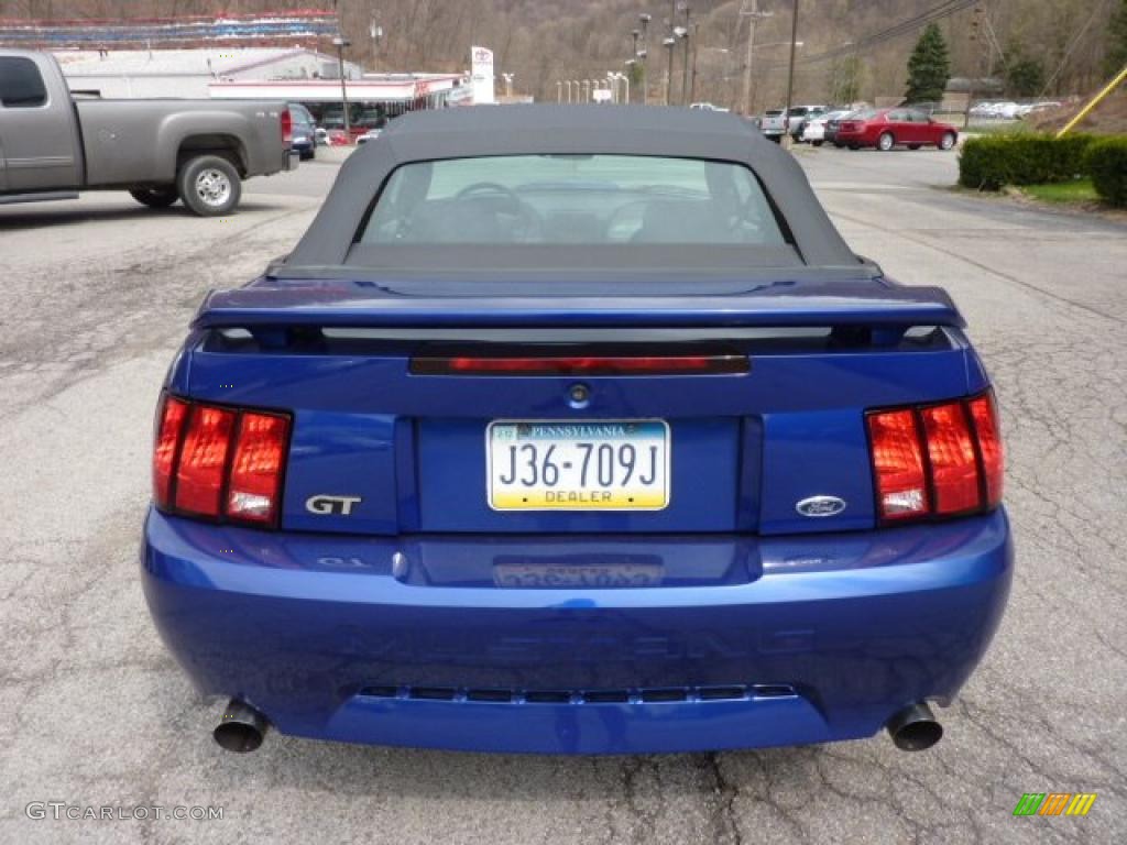 2004 Mustang GT Convertible - Sonic Blue Metallic / Dark Charcoal photo #3