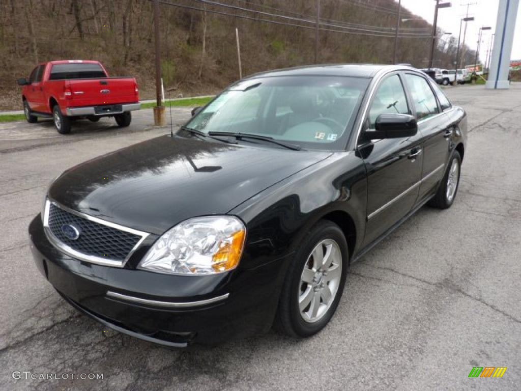Black 2005 Ford Five Hundred SEL Exterior Photo #47870807