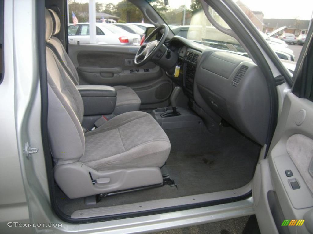 2004 Tacoma V6 PreRunner Xtracab - Lunar Mist Metallic / Charcoal photo #10