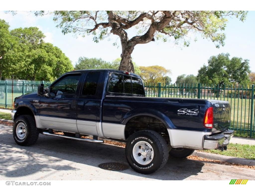 2001 F350 Super Duty XLT SuperCab 4x4 - True Blue Metallic / Medium Graphite photo #5