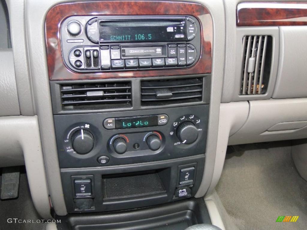 2004 Grand Cherokee Limited - Graphite Metallic / Taupe photo #22