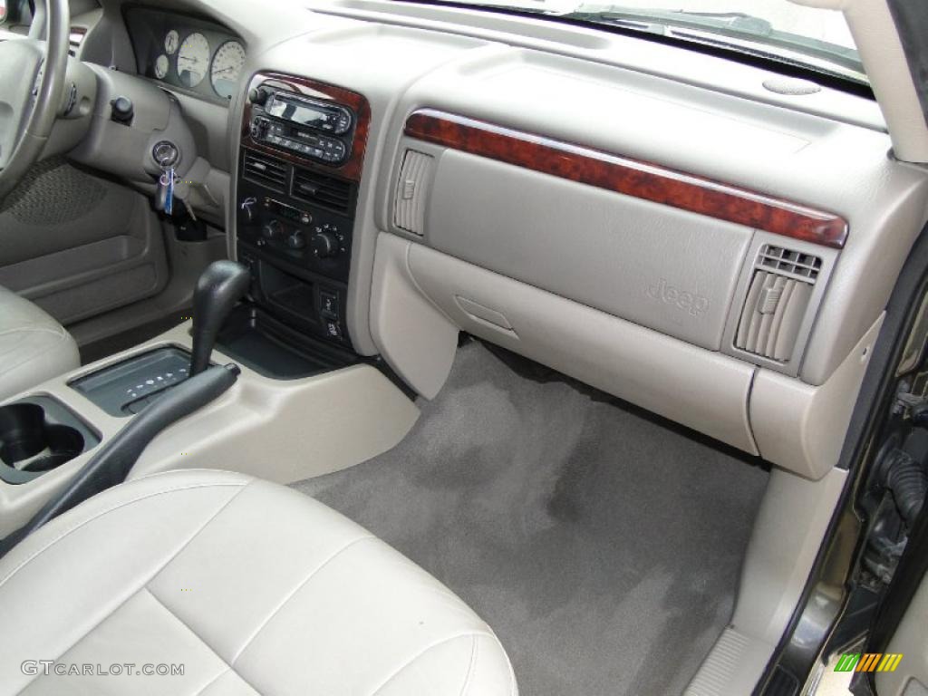 2004 Grand Cherokee Limited - Graphite Metallic / Taupe photo #25