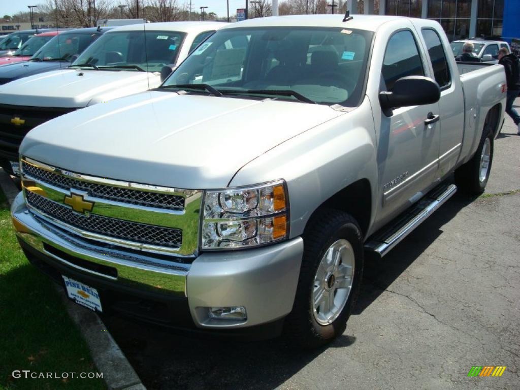 2011 Silverado 1500 LT Extended Cab 4x4 - Sheer Silver Metallic / Ebony photo #1