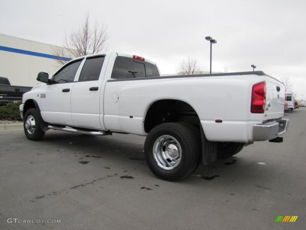 2008 Ram 3500 Big Horn Edition Quad Cab 4x4 Dually - Bright White / Medium Slate Gray photo #9