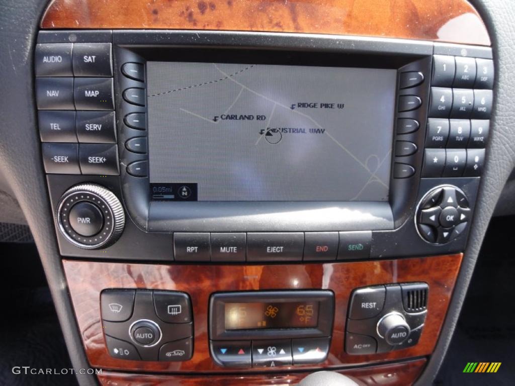 2006 Mercedes-Benz S 500 4Matic Sedan Navigation Photos