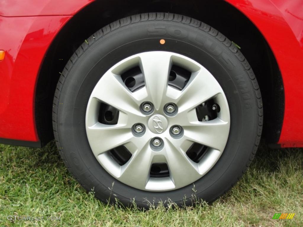 2011 Hyundai Elantra Touring GLS Wheel Photo #47882450
