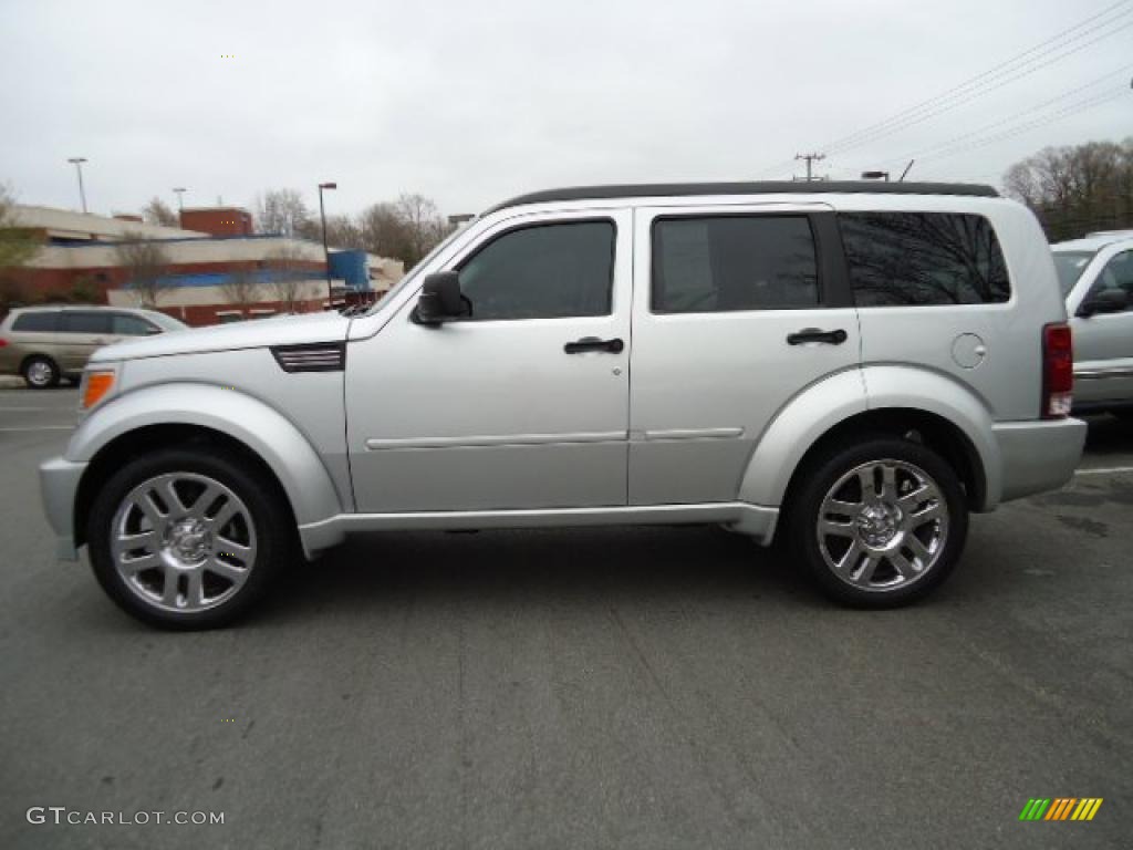 2007 Nitro R/T 4x4 - Bright Silver Metallic / Dark Slate Gray photo #2