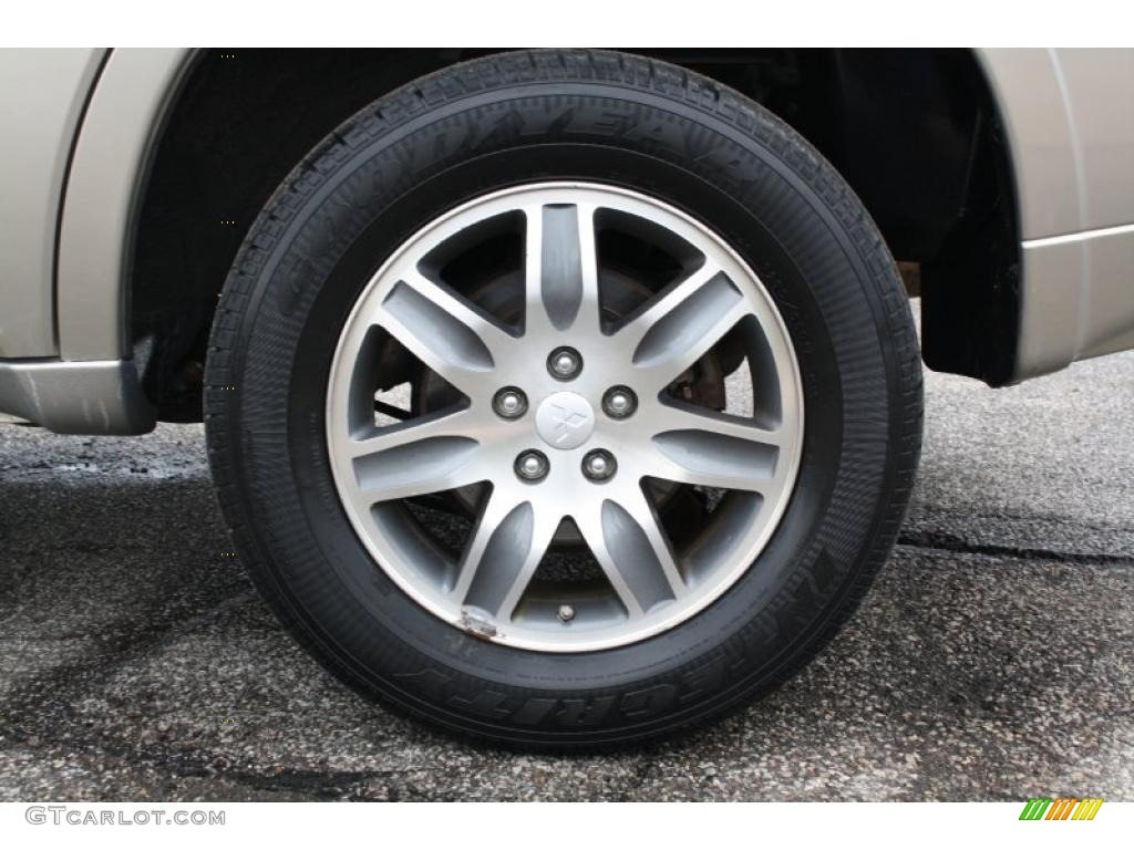 2007 Mitsubishi Endeavor SE AWD Wheel Photo #47884631