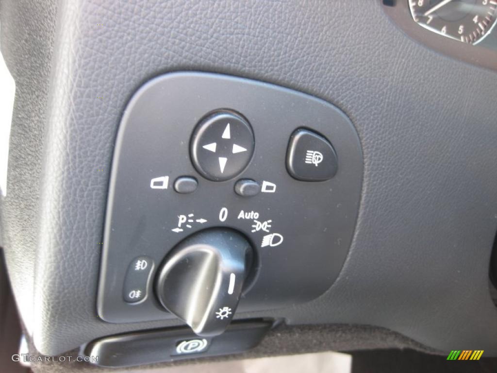 2009 Mercedes-Benz CLK 350 Coupe Controls Photo #47887670