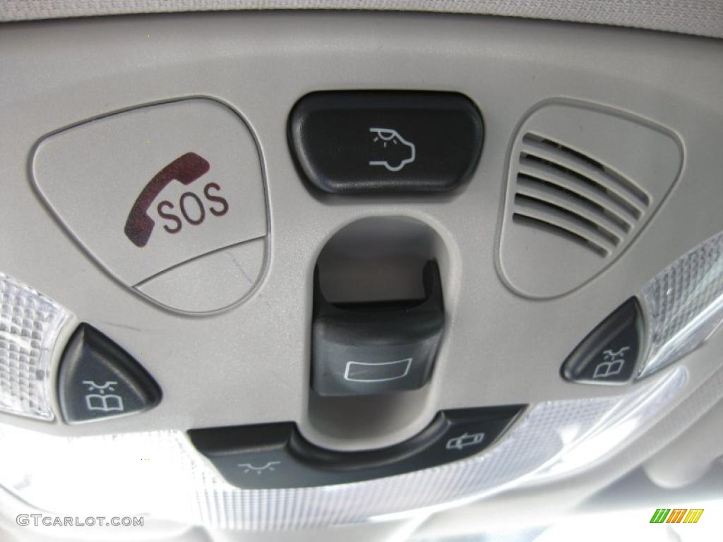 2009 Mercedes-Benz CLK 350 Coupe Controls Photo #47887778
