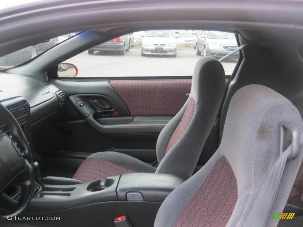 Red Accent Interior 1998 Chevrolet Camaro Coupe Photo #47887802