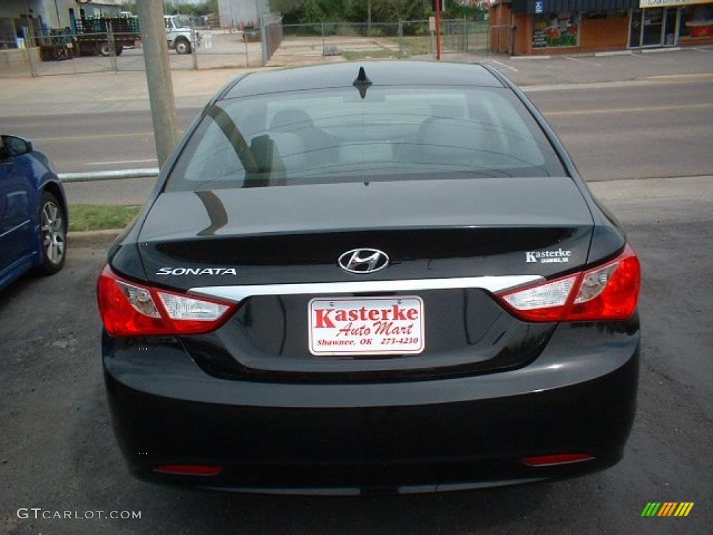 2011 Sonata GLS - Midnight Black / Gray photo #5