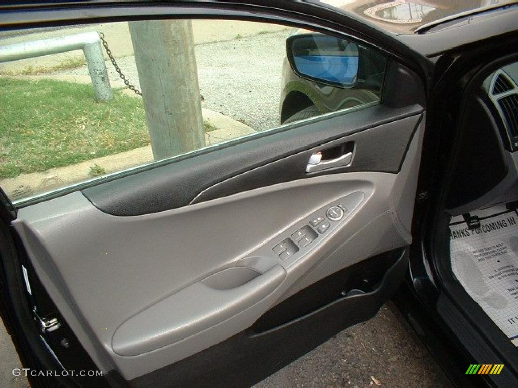 2011 Sonata GLS - Midnight Black / Gray photo #9