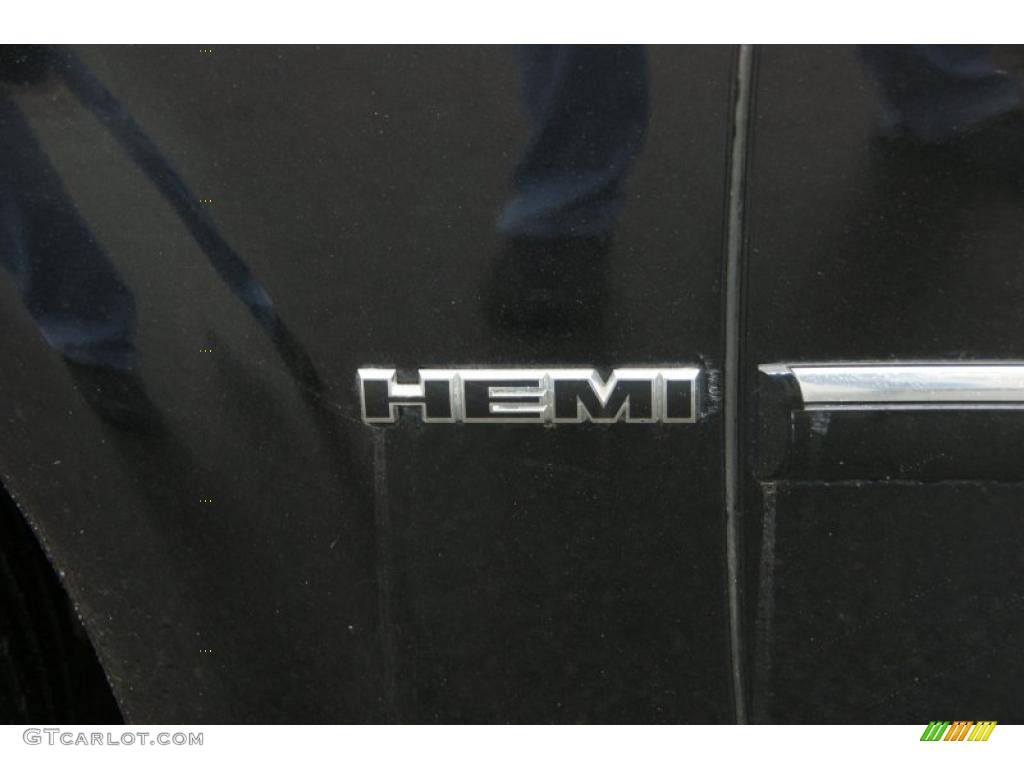 2006 Dodge Magnum R/T AWD Marks and Logos Photo #47892641