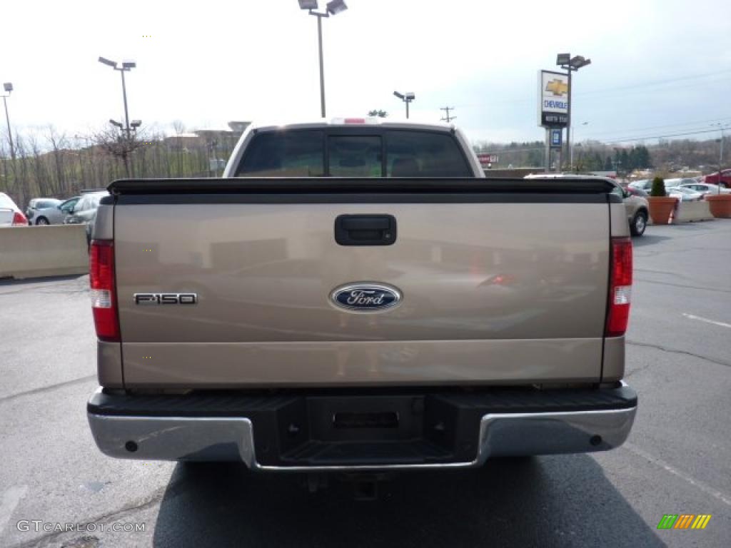 2005 F150 XLT SuperCrew 4x4 - Arizona Beige Metallic / Tan photo #4