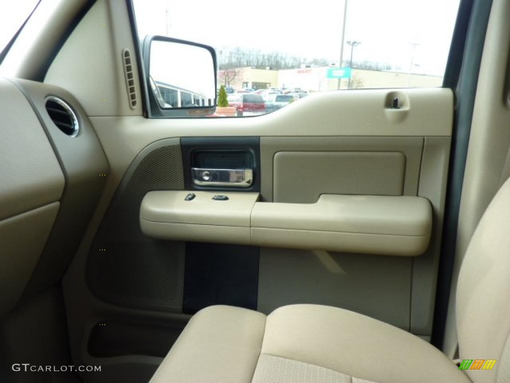 2005 F150 XLT SuperCrew 4x4 - Arizona Beige Metallic / Tan photo #18