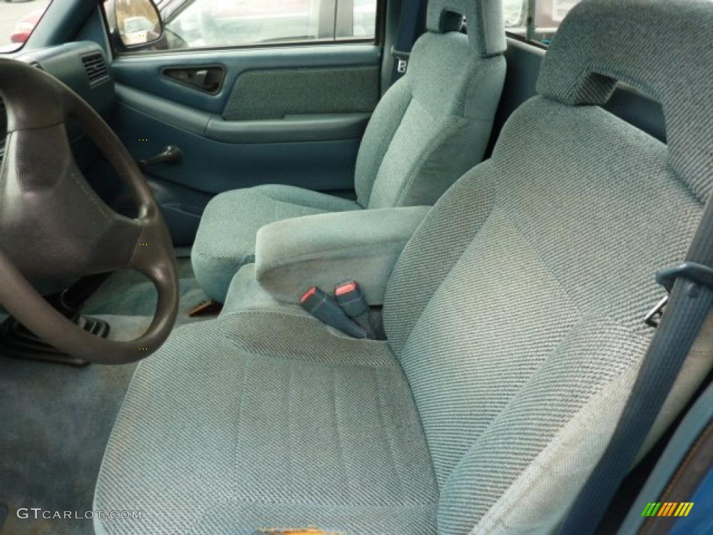 1994 S10 Regular Cab - Bahama Blue Metallic / Gray photo #9