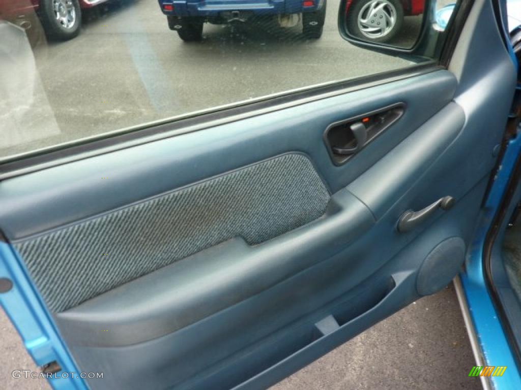 1994 S10 Regular Cab - Bahama Blue Metallic / Gray photo #11