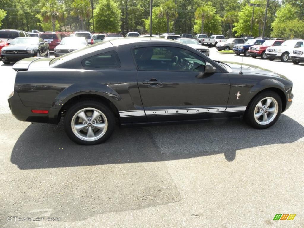 2008 Mustang V6 Deluxe Coupe - Alloy Metallic / Light Graphite photo #10
