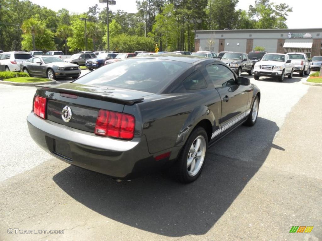 2008 Mustang V6 Deluxe Coupe - Alloy Metallic / Light Graphite photo #11