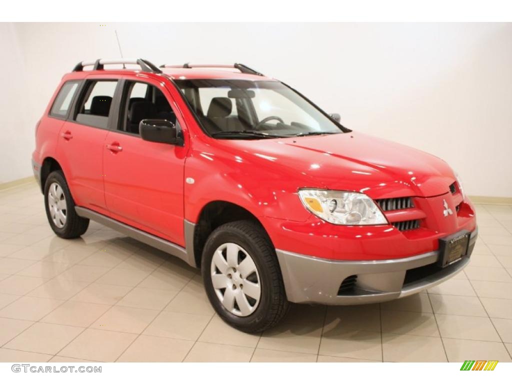 2005 Outlander LS AWD - Phoenix Red / Charcoal photo #1