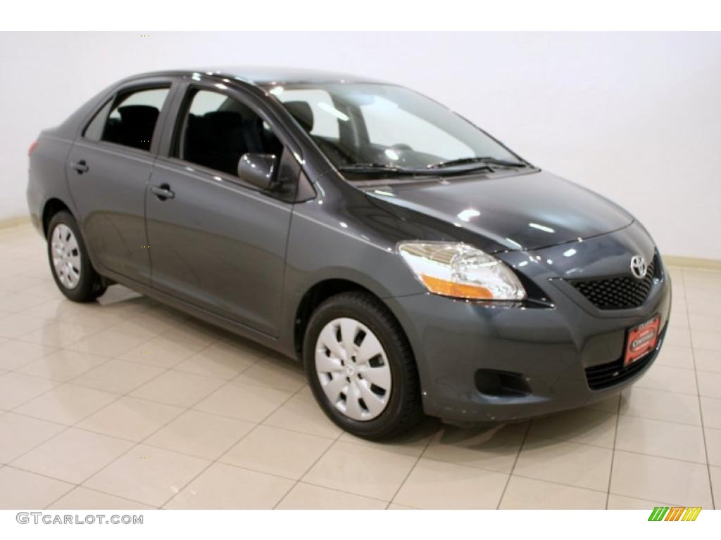 2009 Yaris Sedan - Flint Mica / Dark Charcoal photo #1