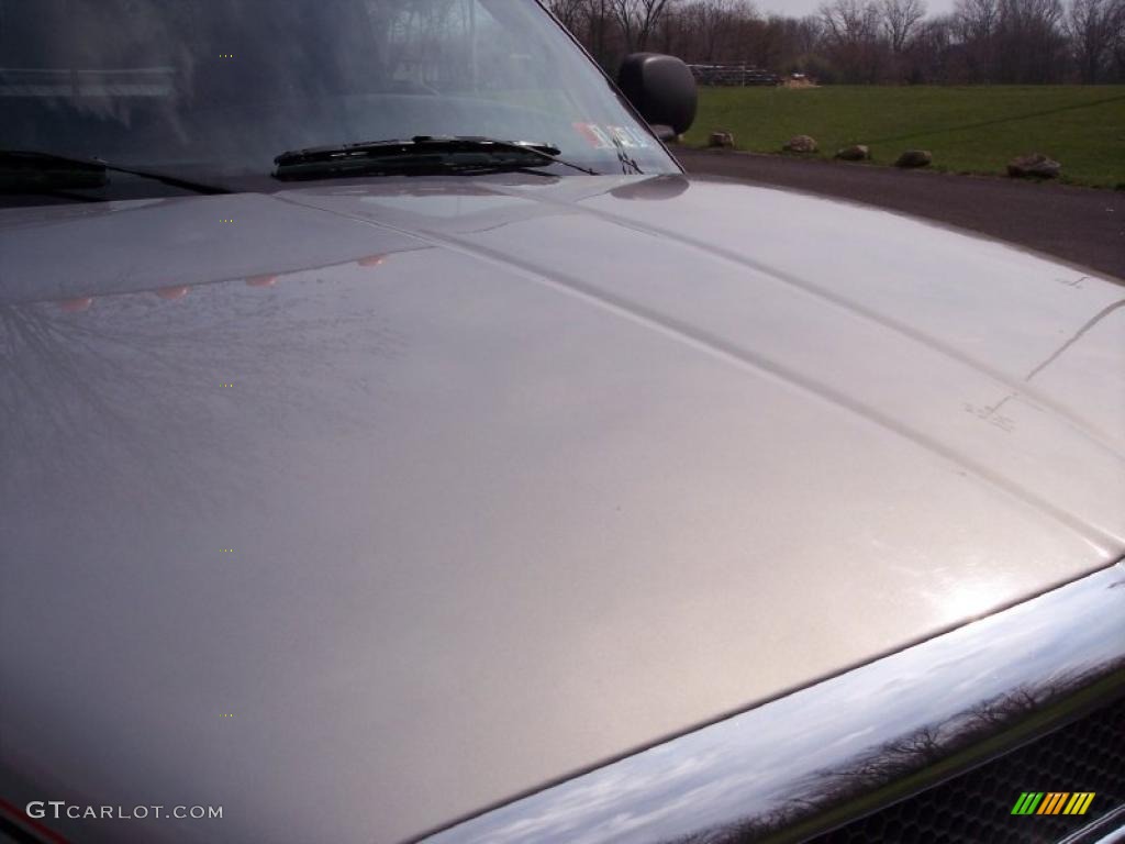 2001 Ram 2500 SLT Quad Cab 4x4 - Bright Silver Metallic / Agate photo #21