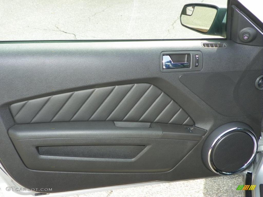2011 Mustang V6 Premium Coupe - Ingot Silver Metallic / Charcoal Black photo #12