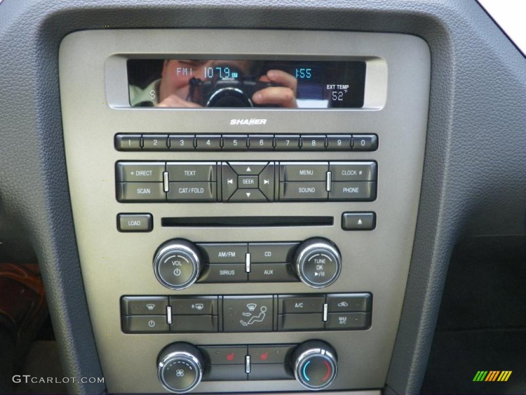 2011 Mustang V6 Premium Coupe - Ingot Silver Metallic / Charcoal Black photo #16