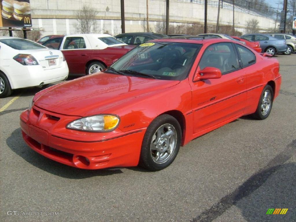 2002 Grand Am GT Coupe - Bright Red / Dark Pewter photo #1