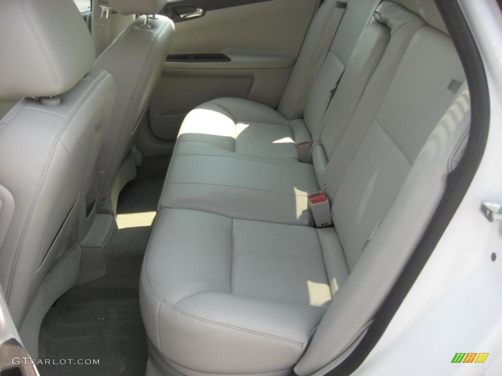 Gray Interior 2011 Chevrolet Impala LTZ Photo #47903489