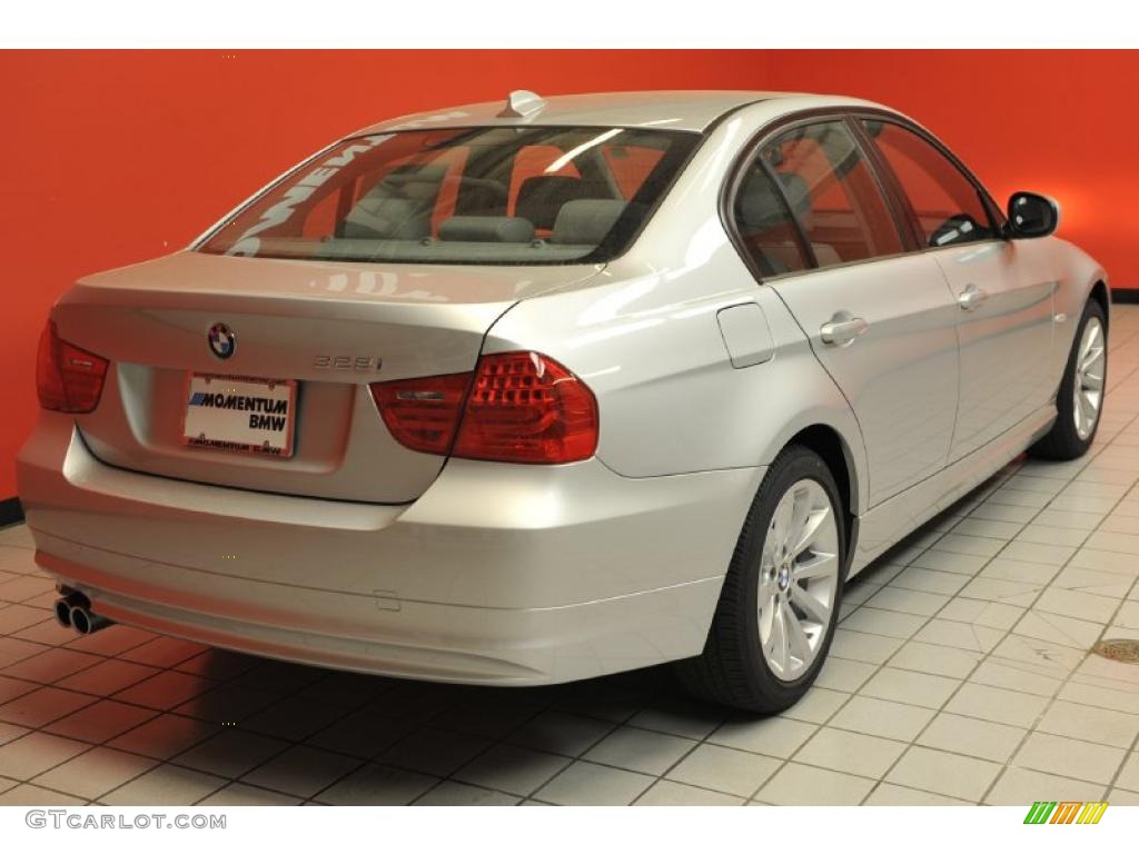 2011 3 Series 328i Sedan - Titanium Silver Metallic / Gray Dakota Leather photo #3