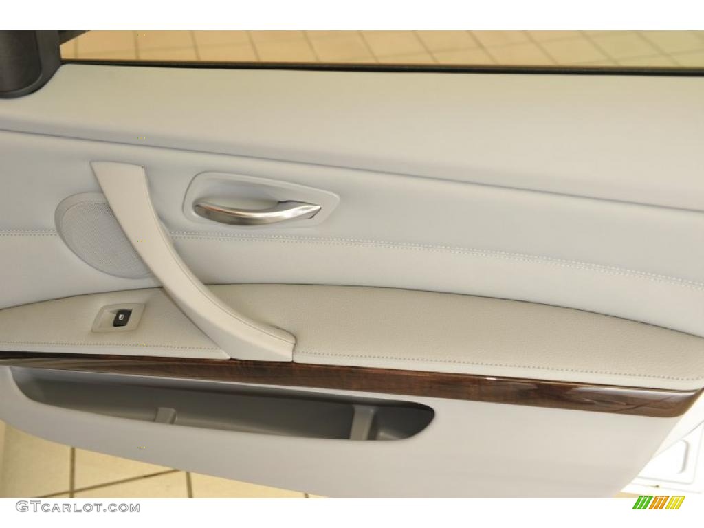 2011 3 Series 328i Sedan - Titanium Silver Metallic / Gray Dakota Leather photo #17