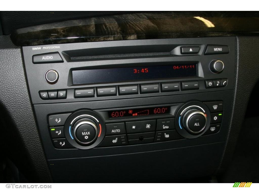 2011 BMW 1 Series 128i Coupe Controls Photo #47904491