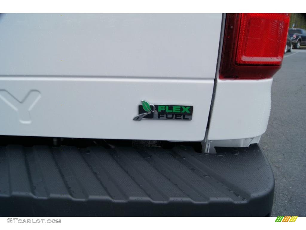 2011 Ford F250 Super Duty XL Regular Cab Marks and Logos Photo #47906852