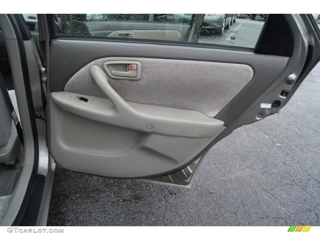 1998 Toyota Camry LE V6 Sage Door Panel Photo #47910159