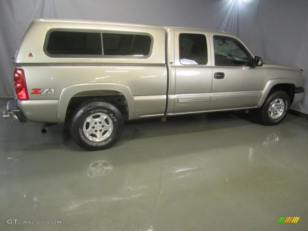 2003 Silverado 1500 Extended Cab 4x4 - Light Pewter Metallic / Dark Charcoal photo #13