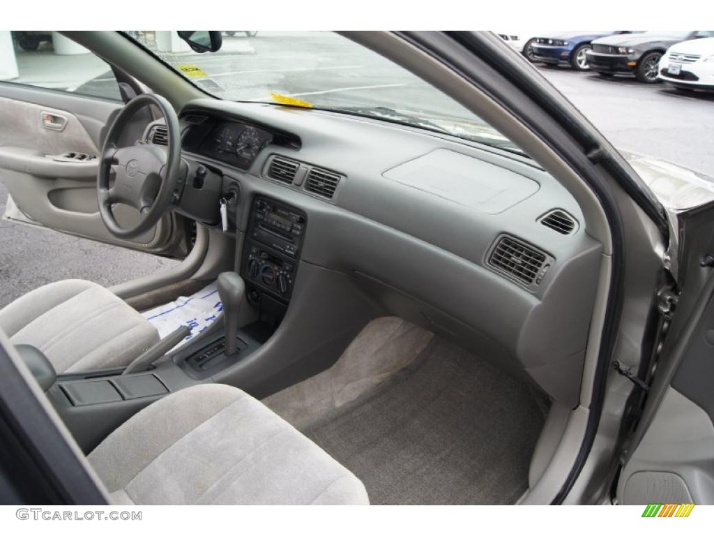 Sage Interior 1998 Toyota Camry LE V6 Photo #47910204