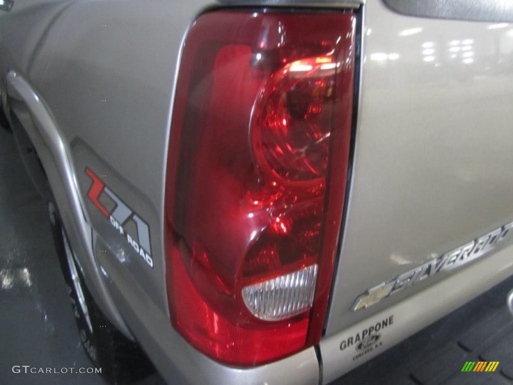 2003 Silverado 1500 Extended Cab 4x4 - Light Pewter Metallic / Dark Charcoal photo #15