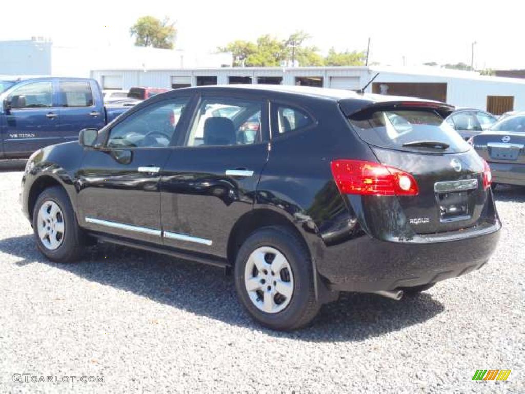 2011 Rogue S - Wicked Black / Black photo #2