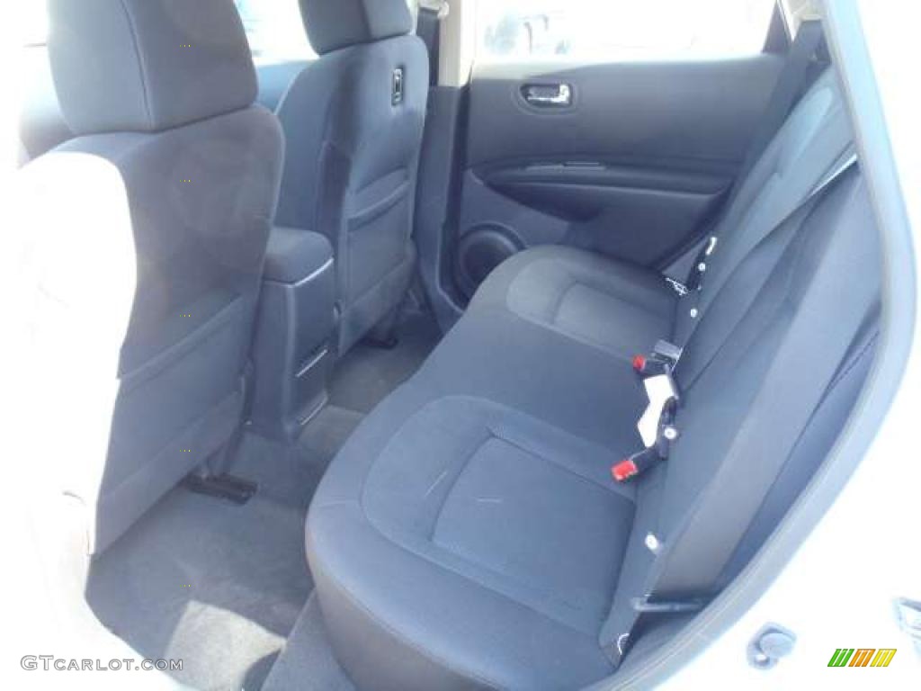 2011 Rogue S - Pearl White / Black photo #9