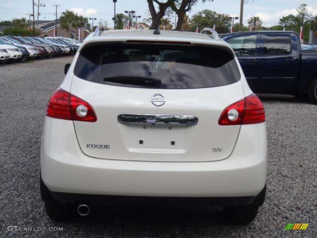 2011 Rogue SV - Pearl White / Black photo #3