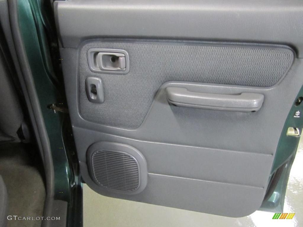 2001 Frontier XE V6 Crew Cab 4x4 - Alpine Green Metallic / Gray photo #19