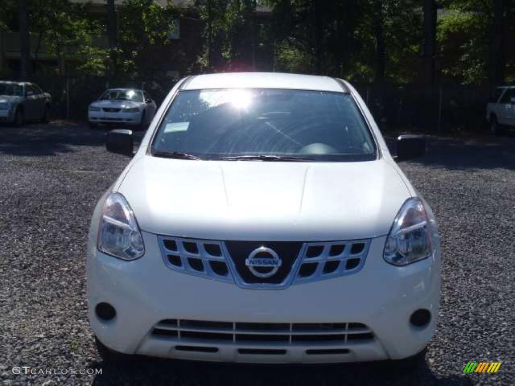 2011 Rogue S - Pearl White / Black photo #4