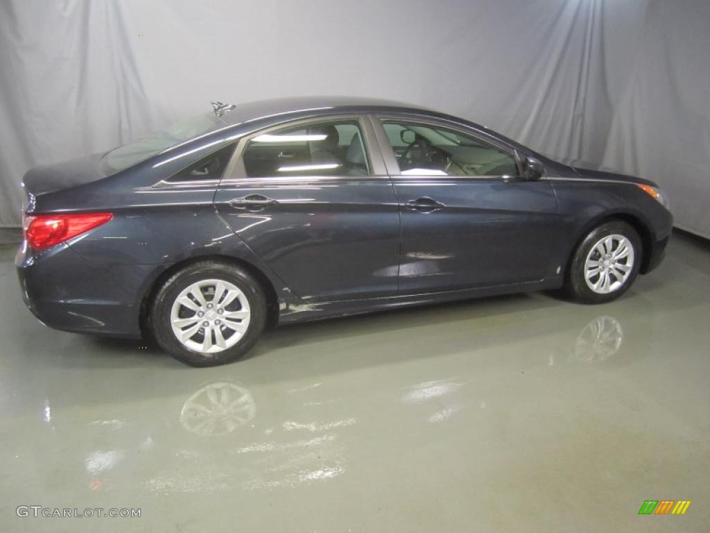 2011 Sonata GLS - Midnight Black / Gray photo #11