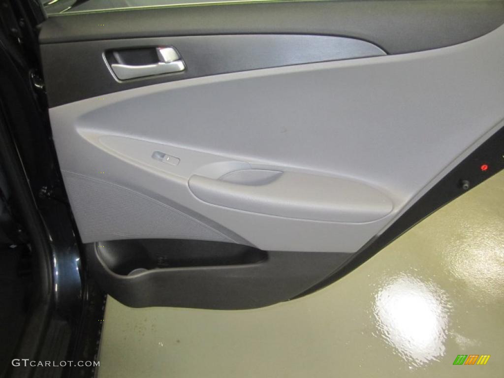 2011 Sonata GLS - Midnight Black / Gray photo #18