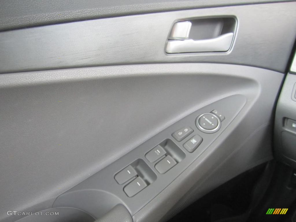2011 Sonata GLS - Midnight Black / Gray photo #22